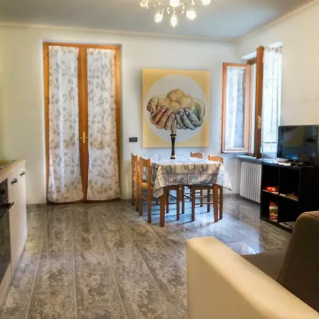 Apartment Casa In Langa